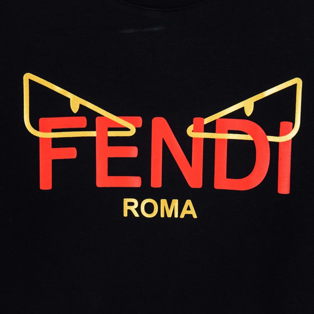 Fendi 2025 Spring/Summer New  Letter Logo Oversized Slim-Fit Casual Crew Neck Short-Sleeve T-Shirt