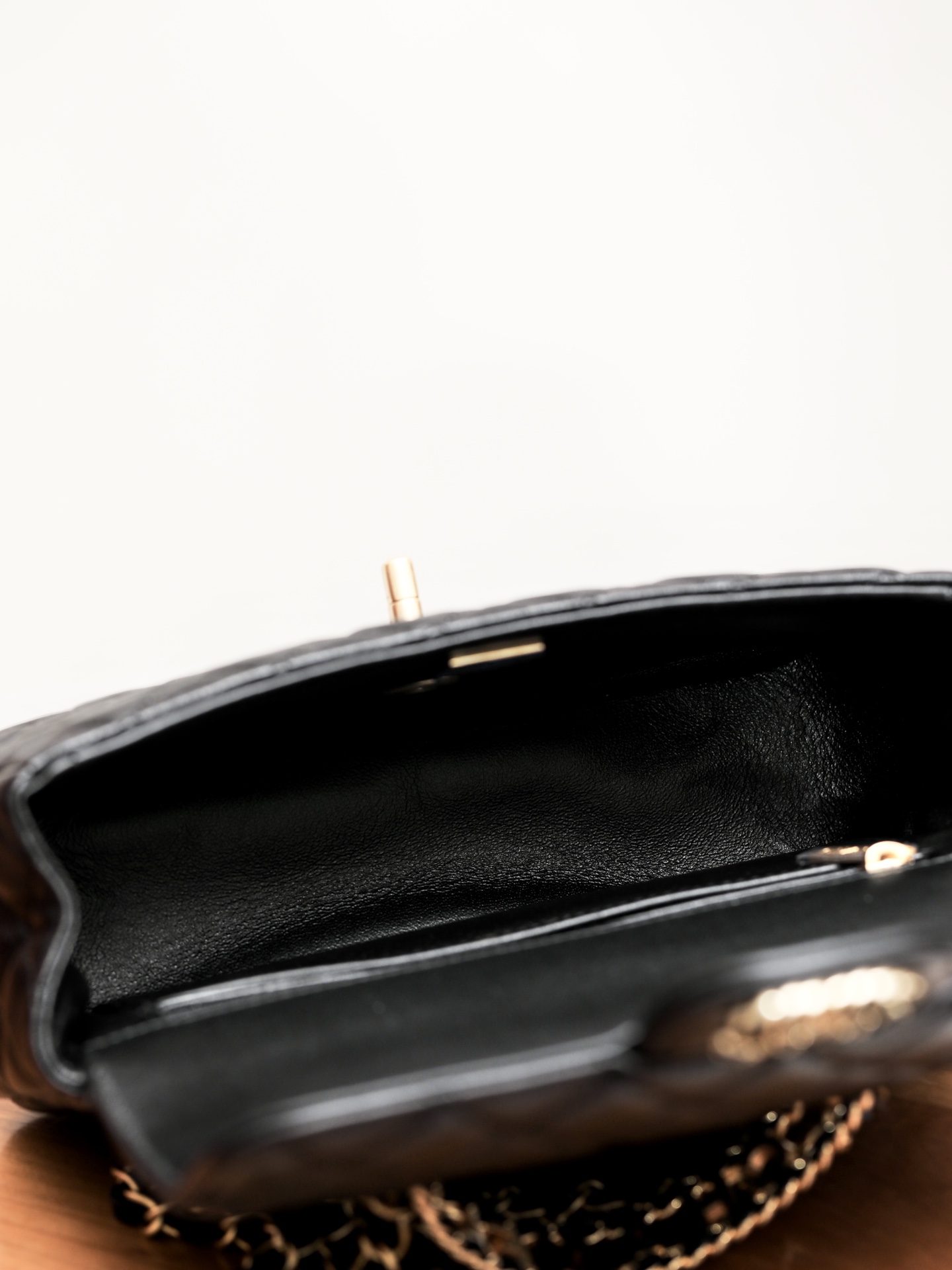 Chanel 24P Handle Woven Letter Cf