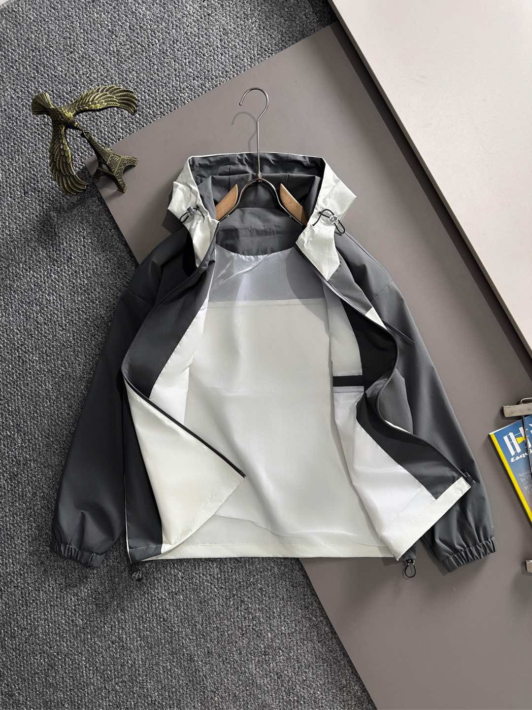 Fendi 2025 Fall New Arrival Zipper Trench Coat Jacket