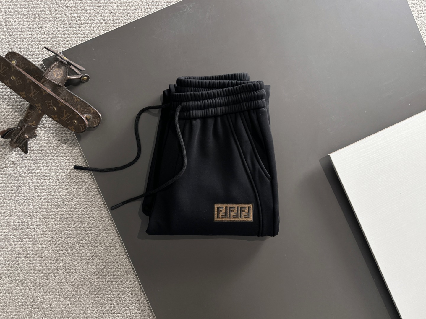 Fendi 2025 Winter New Arrival Elastic Waist Casual Pants