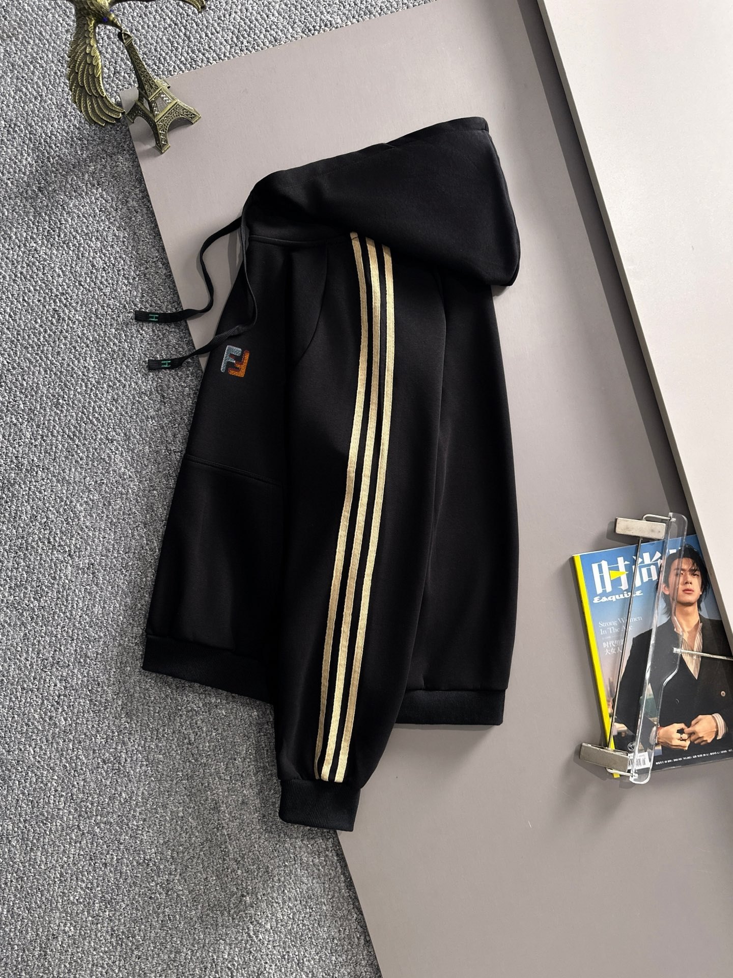 Fendi 2025 Long-Sleeve Hooded Sweatshirt 