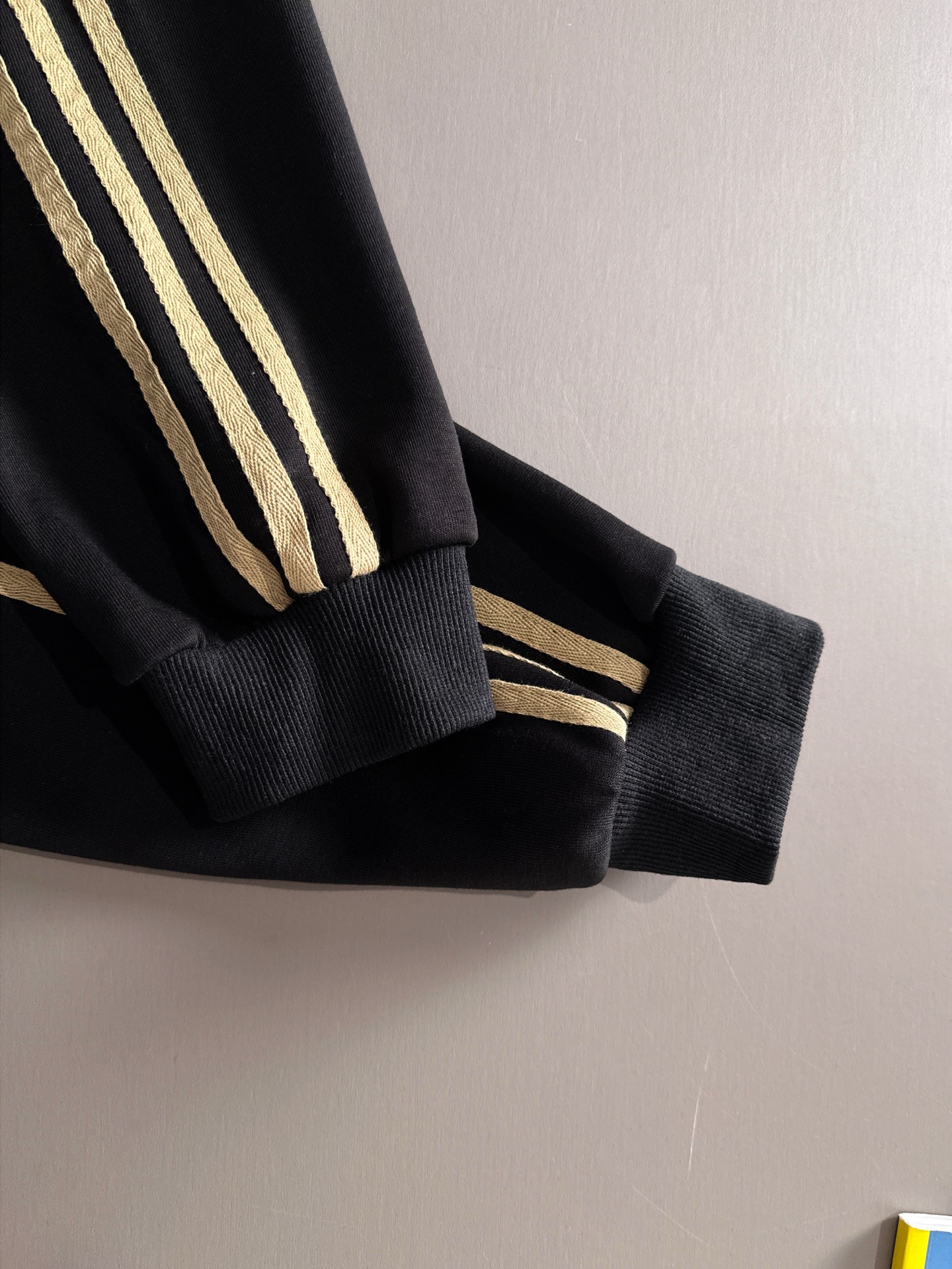 Fendi 2025 Long-Sleeve Hooded Sweatshirt 