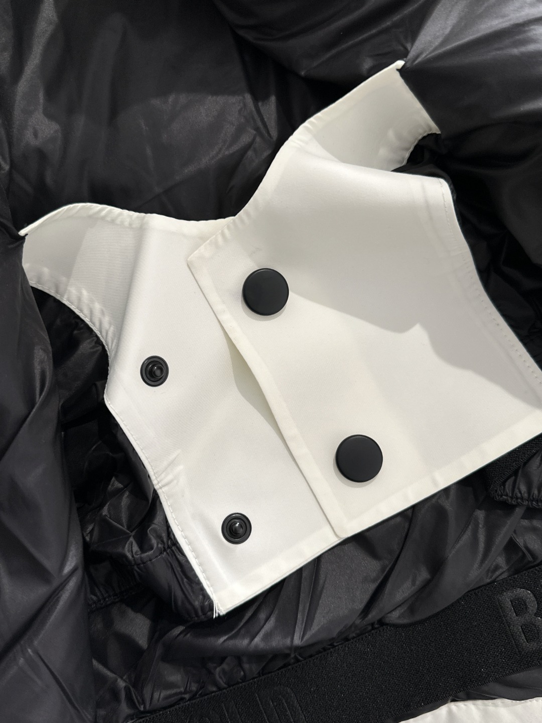 Fendi FJ Logo White Puffer Jacket with Red Stripe