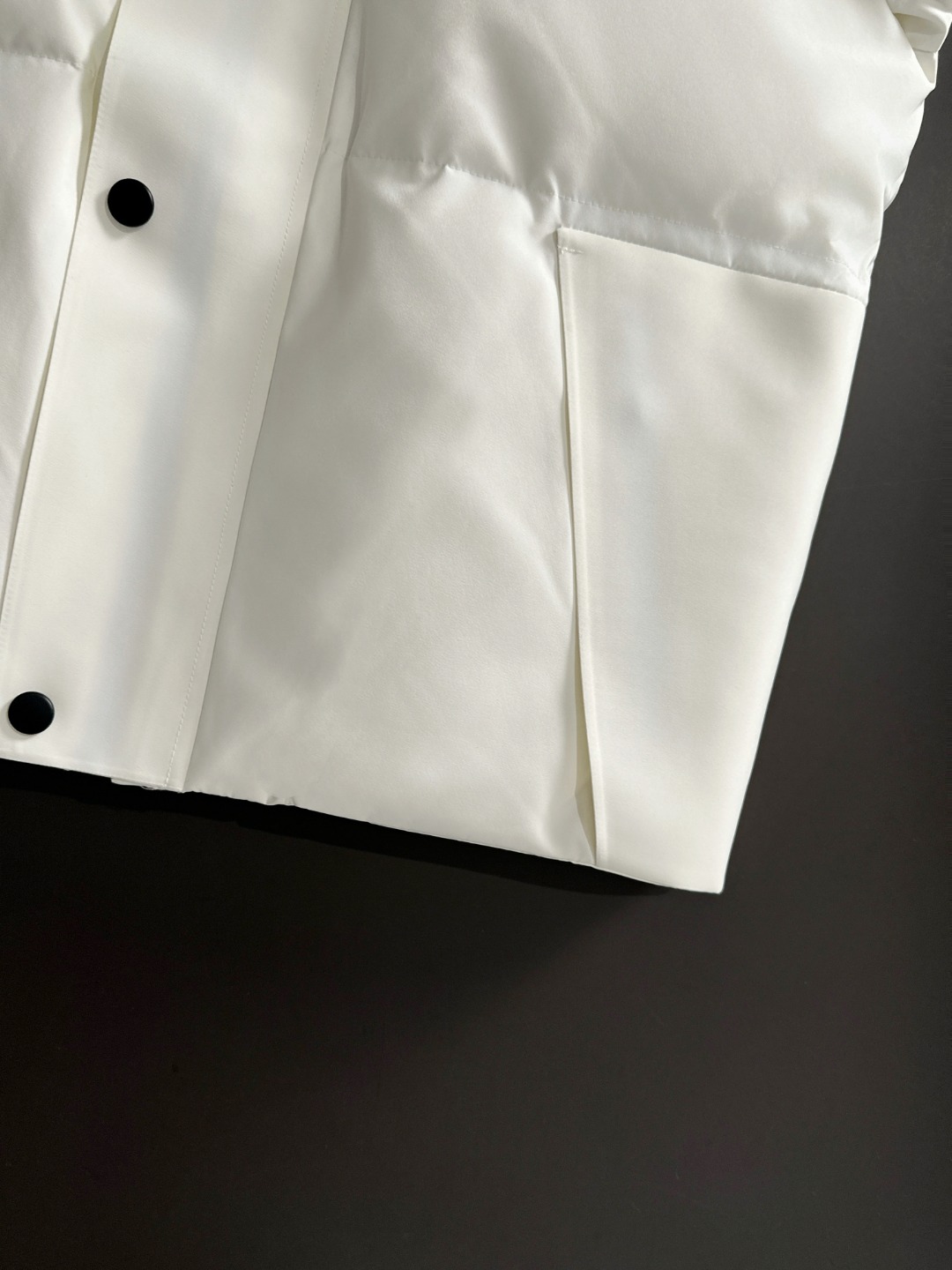 Fendi FJ Logo White Puffer Jacket with Red Stripe