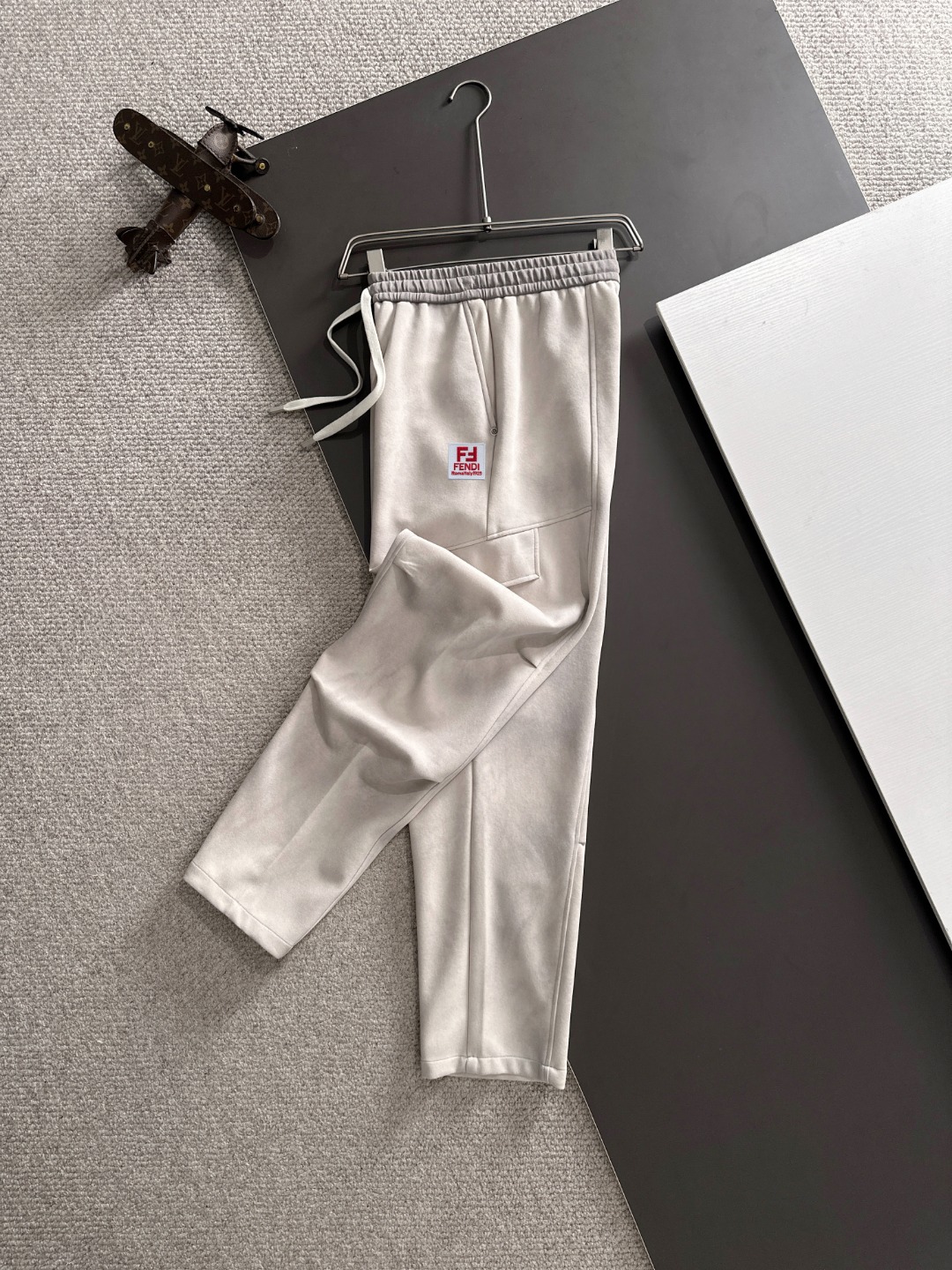 Fendi 2025 Winter New Arrival Elastic Waist Casual Pants