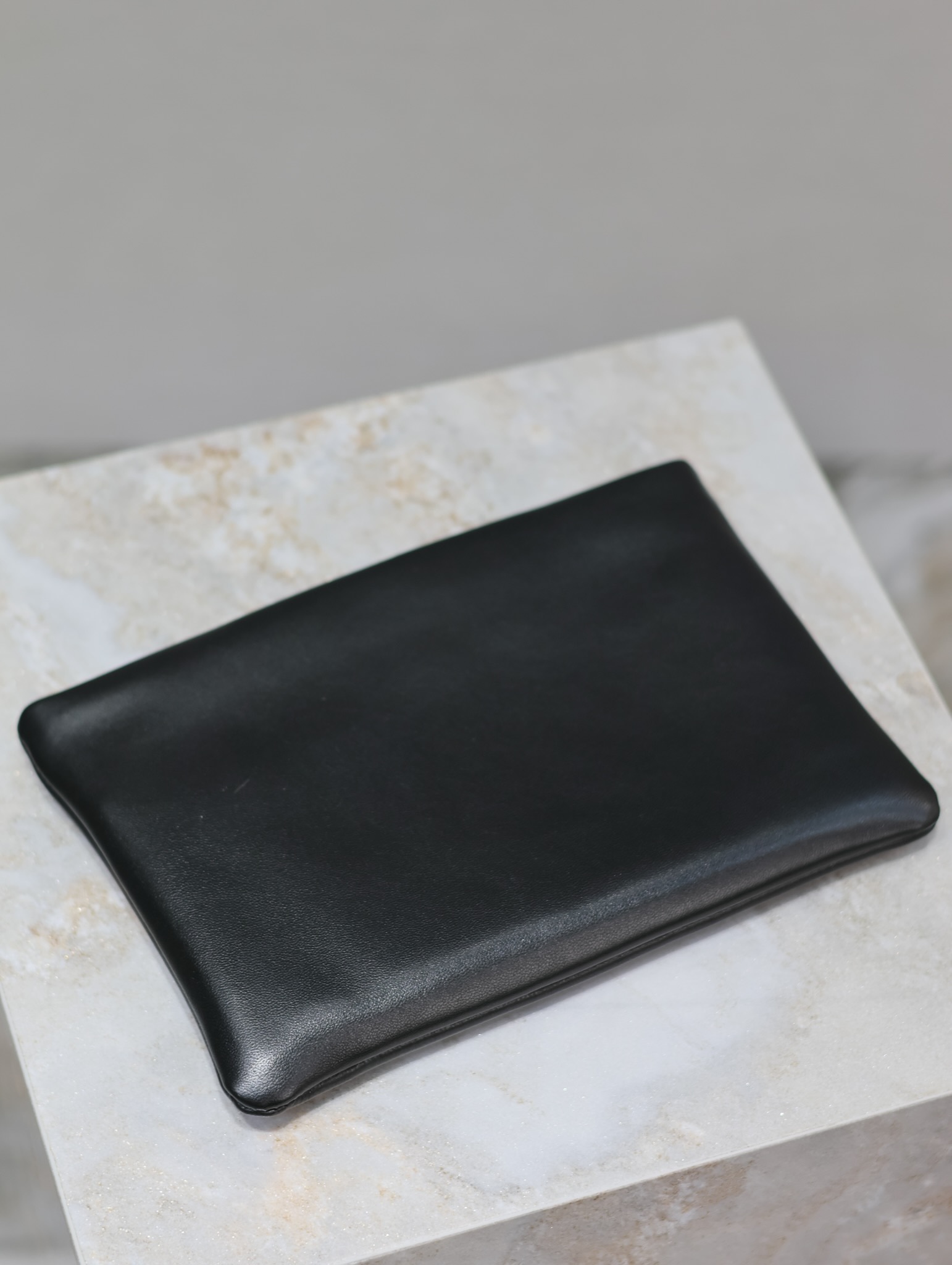 YSL【Black】 CALYPSO_Clutch Style No: 765025 Dimensions: 23×16×3cm