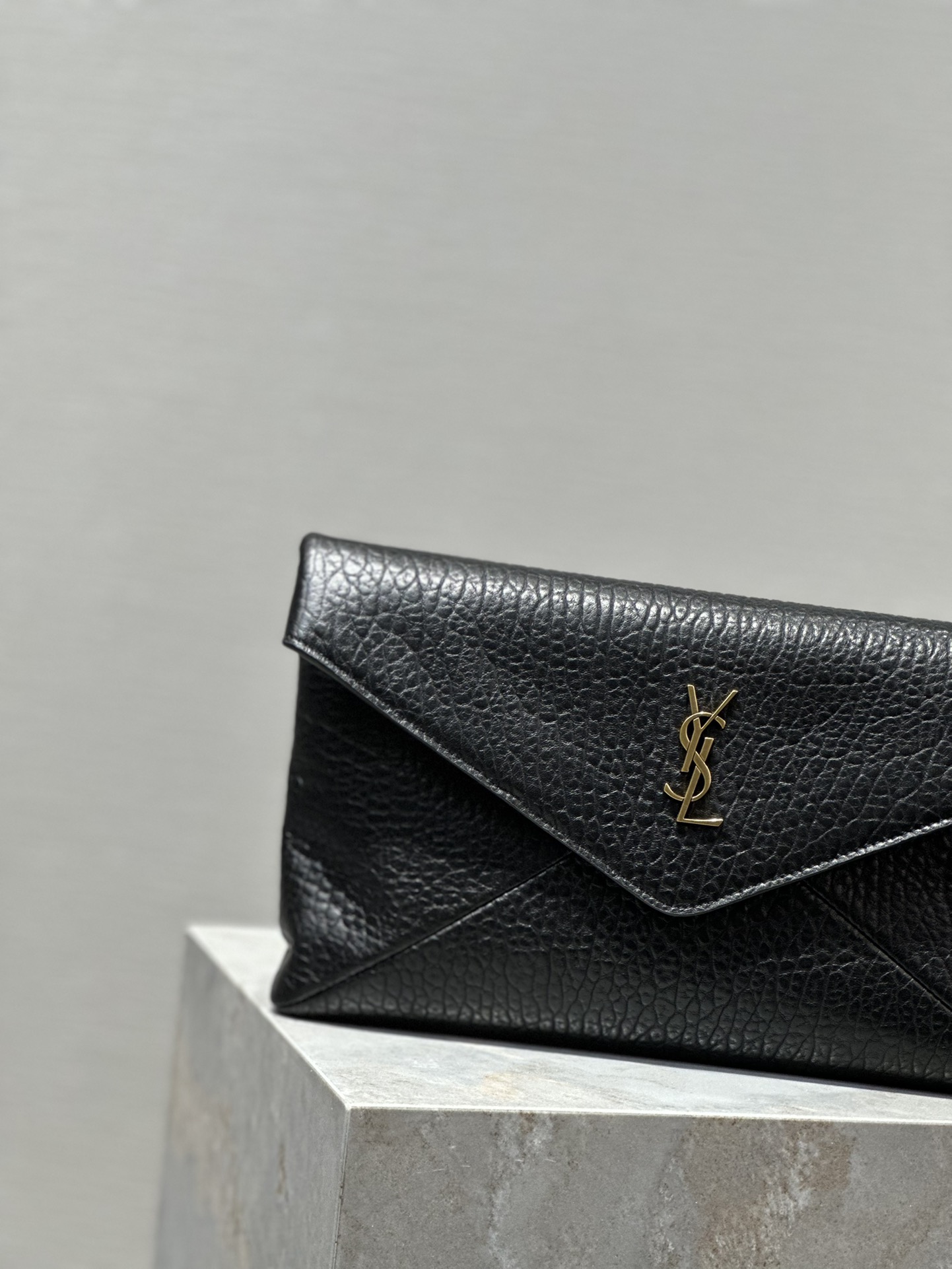 YSL【Black】 LE Envelope Clutch_ Style No.: 769307 Dimensions: 29.5×18×4.5cm