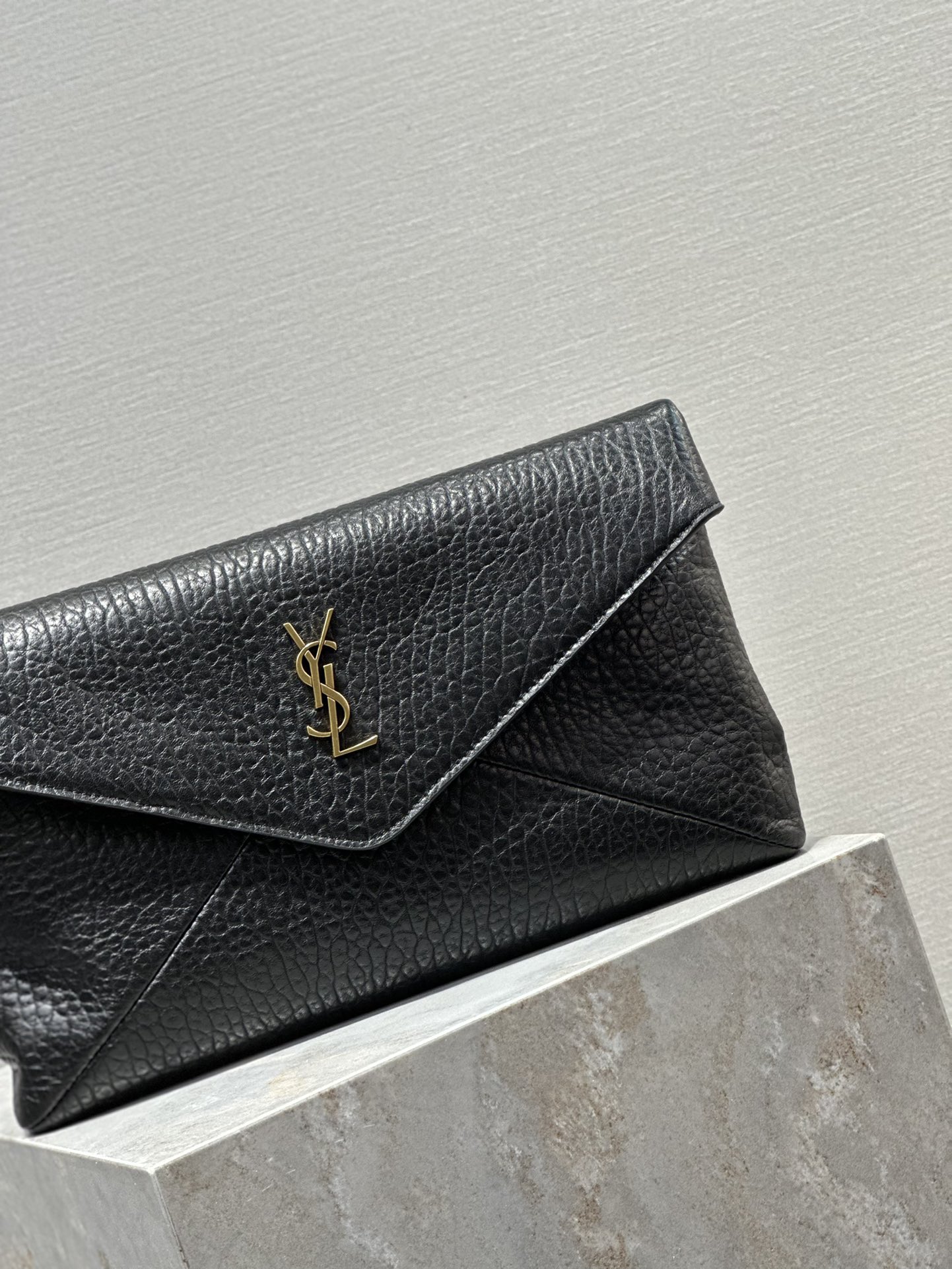 YSL【Black】 LE Envelope Clutch_ Style No.: 769307 Dimensions: 29.5×18×4.5cm