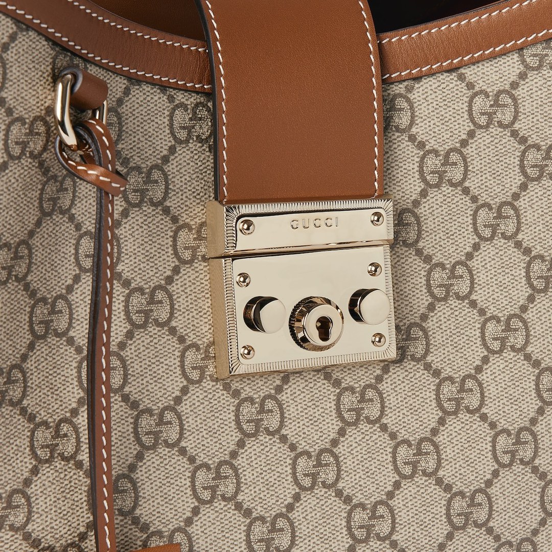 Gucci New Arrival Spring/Summer Collection 839021 Brown Dimensions: Width 29 x Height 23.5 x Depth 15.5 cm