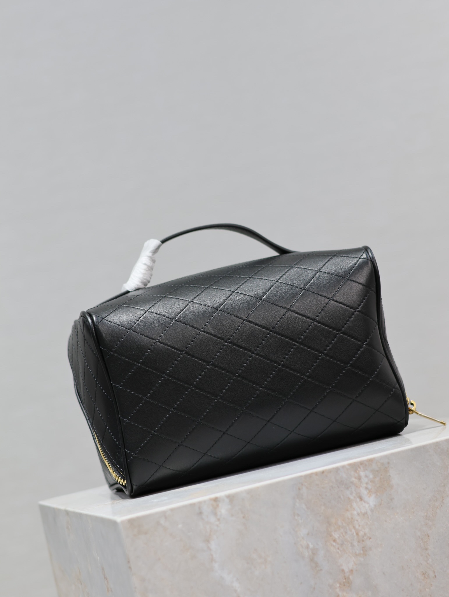 YSL 【Black】 GABY Cosmetic Bag Style No.: 753171 Dimensions: 21×13×13 cm