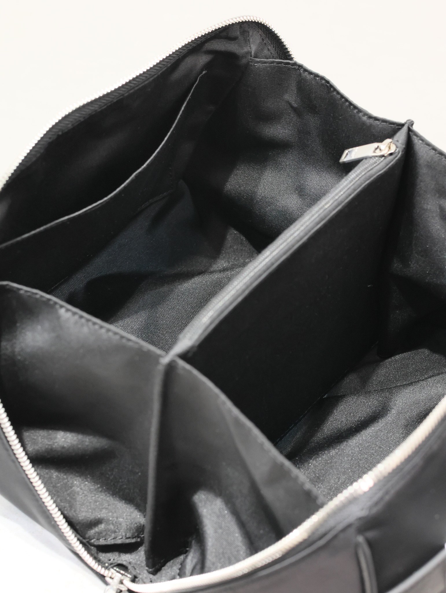 YSL【Black】Nylon GABY Cosmetic Bag Style No.: 753171 Dimensions: 21×13×13 cm