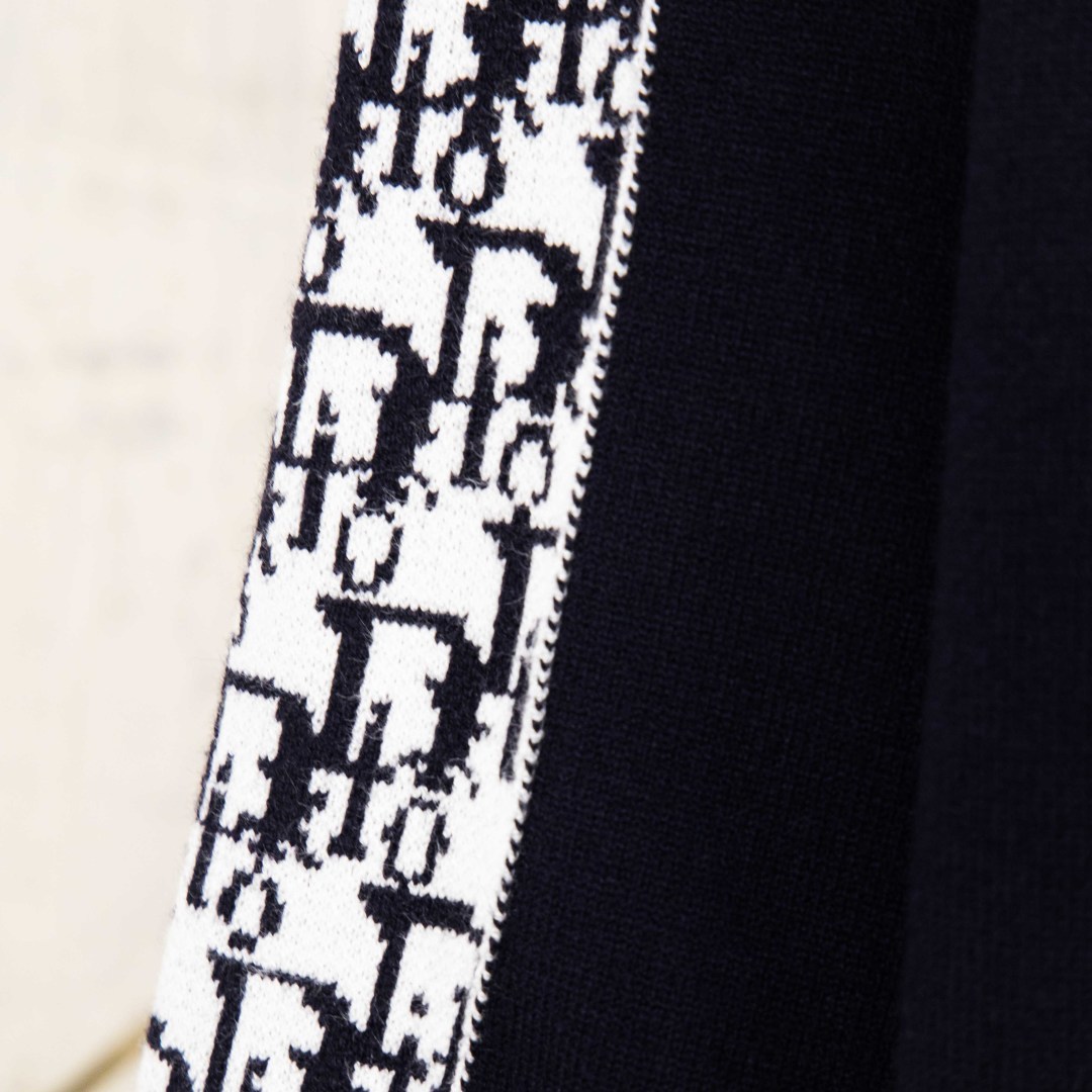 Dior Vintage Floral Ribbon Knit Sweater