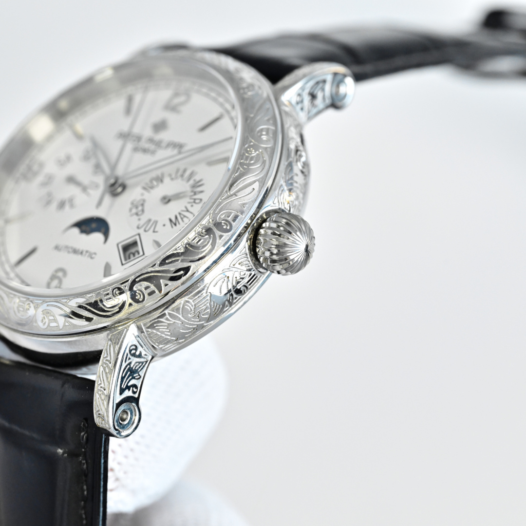 Patek Philippe Complications Collection - Handcrafted - Engraved Watch