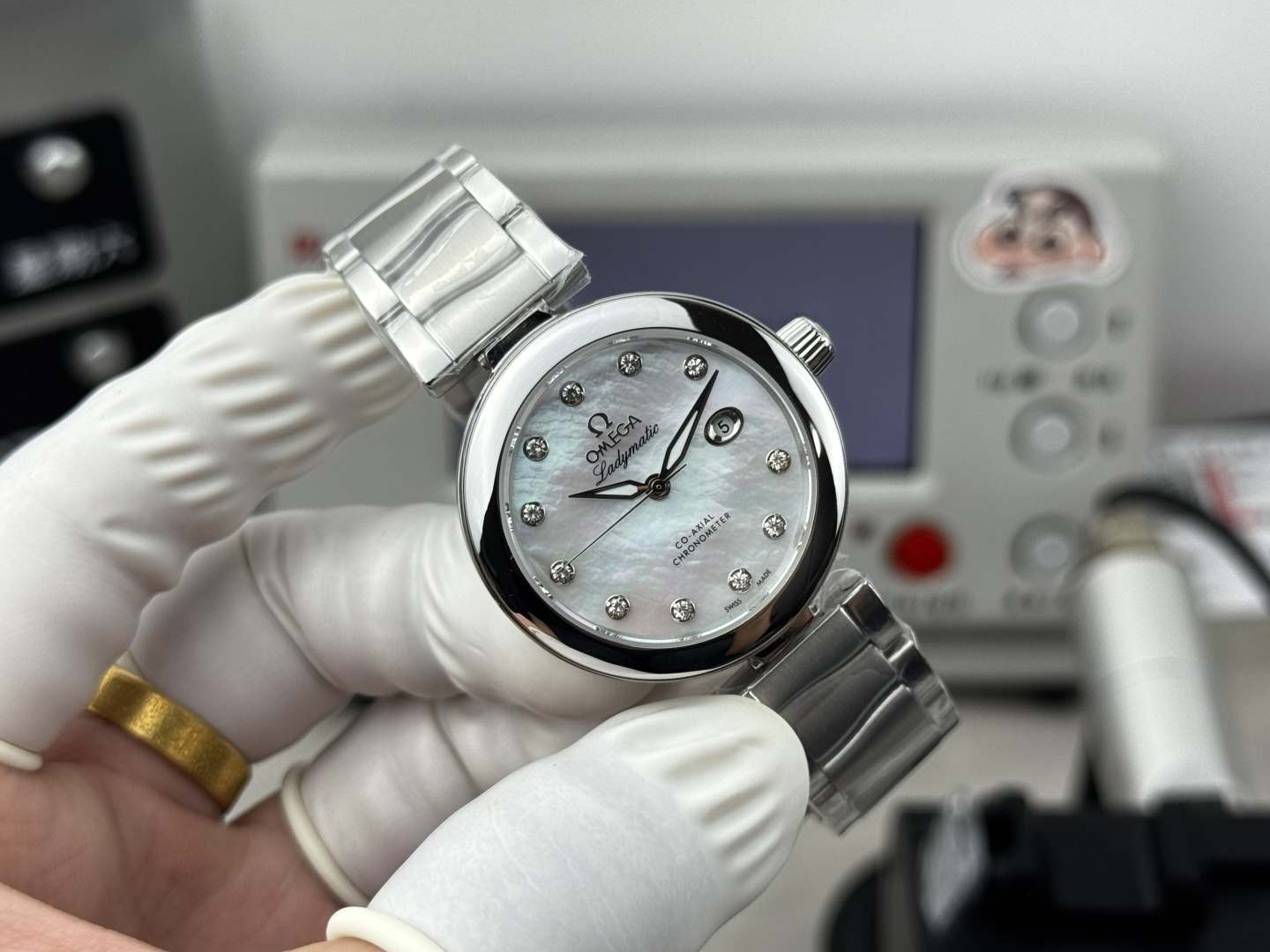 Omega De Ville Ladymade Bird's Nest Watch