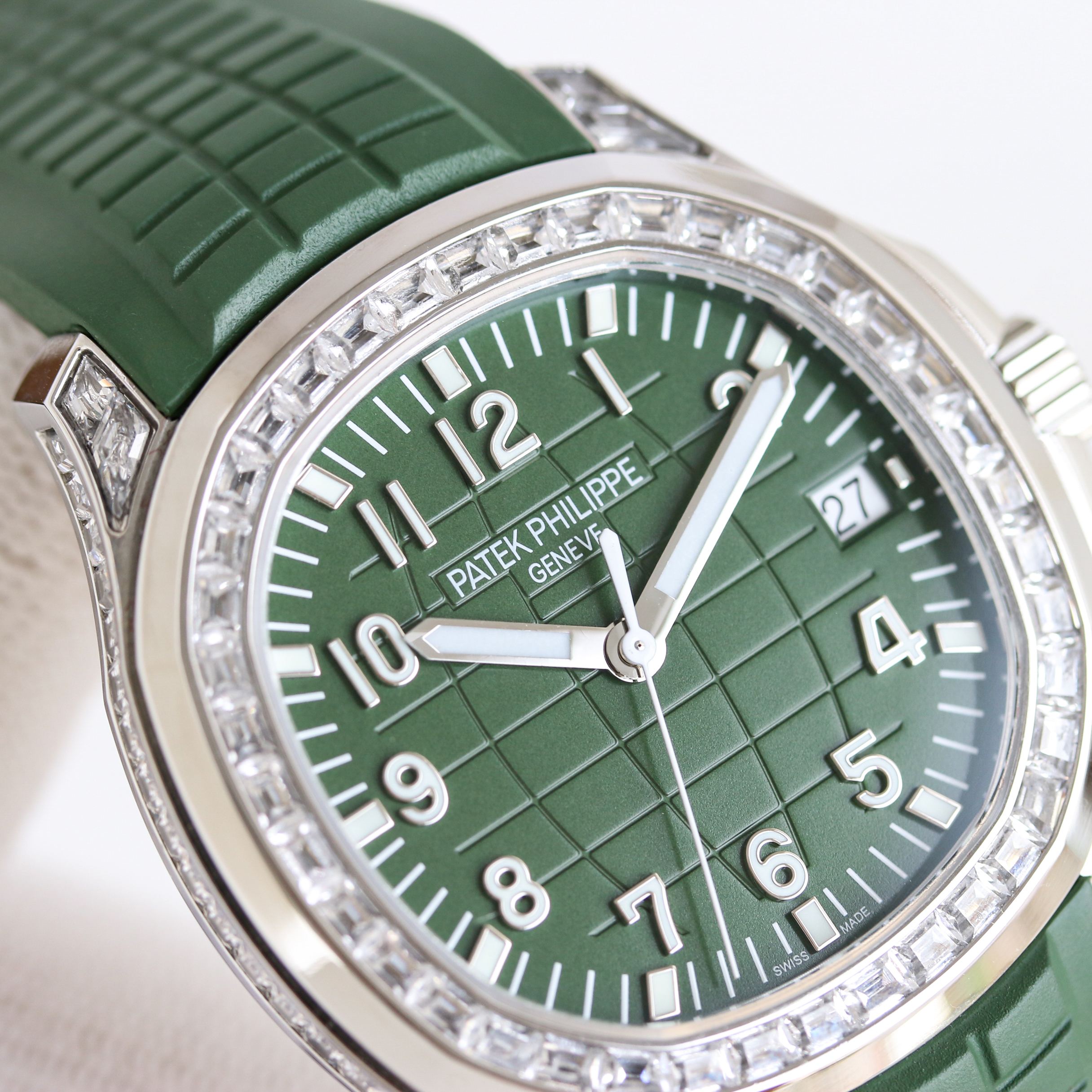 Patek Philippe Aquanaut 5167, full T-diamond series