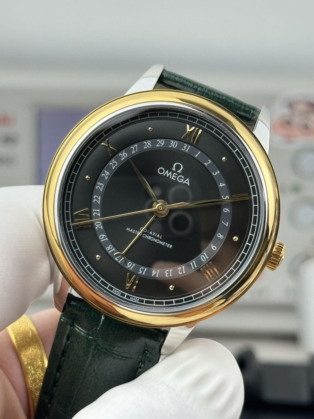 Omega De Ville 434.23.42.22.02.001 (four hands)