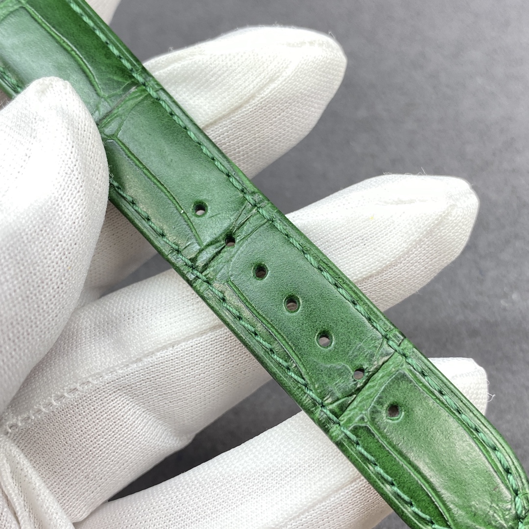 Cartier Tank Must Large Model WSTA0041 - Green Dial