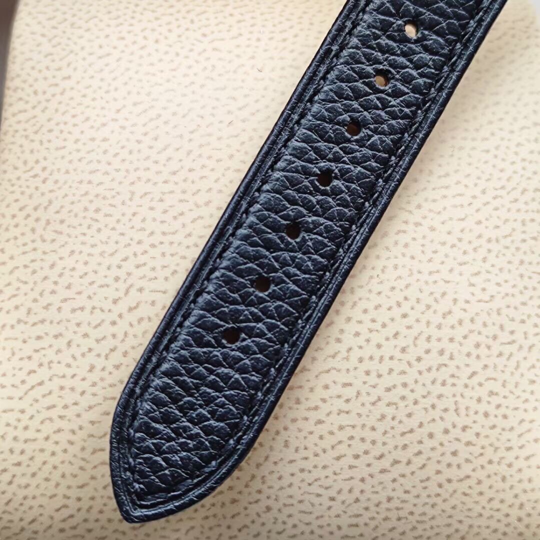 Cartier Tank Louis Cartier - Yellow/White/Rose Gold Case