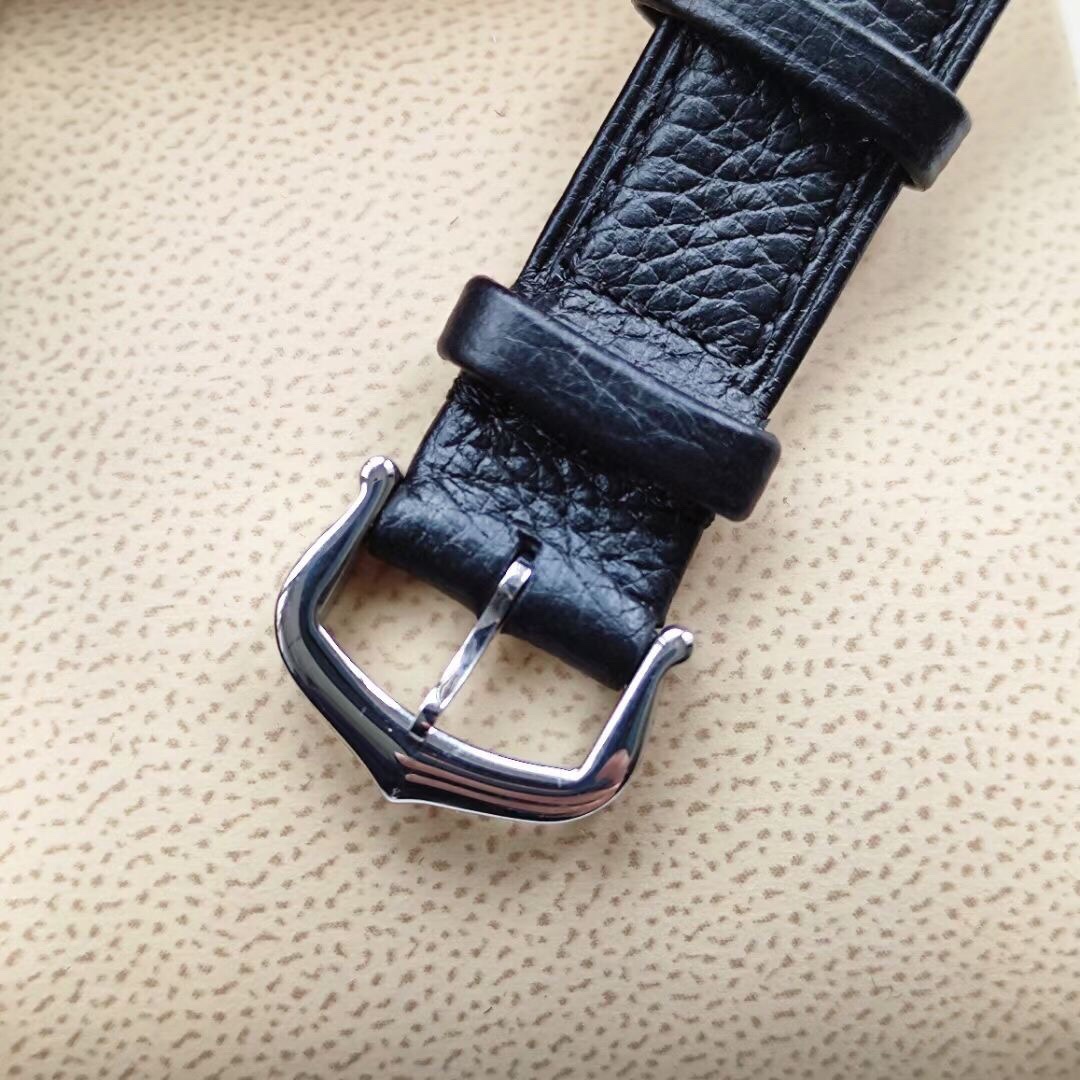 Cartier Tank Louis Cartier - Yellow/White/Rose Gold Case