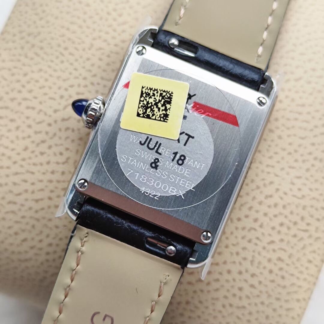 Cartier Tank Louis Cartier - Yellow/White/Rose Gold Case