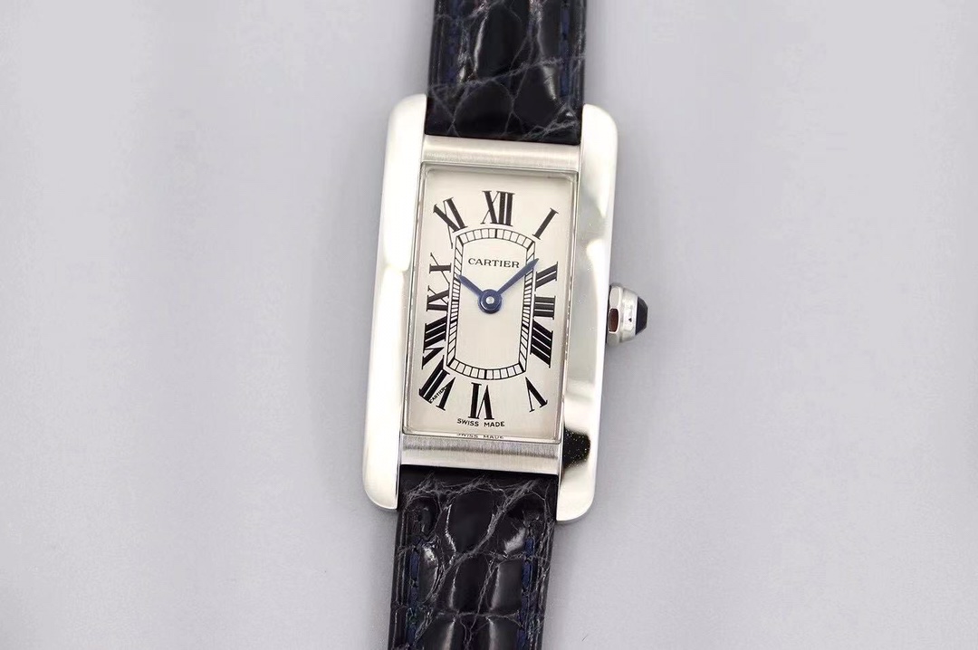 Cartier Tank Américaine WSTA0016 - 35.8x19mm - Steel Quartz - Slender & Elegant