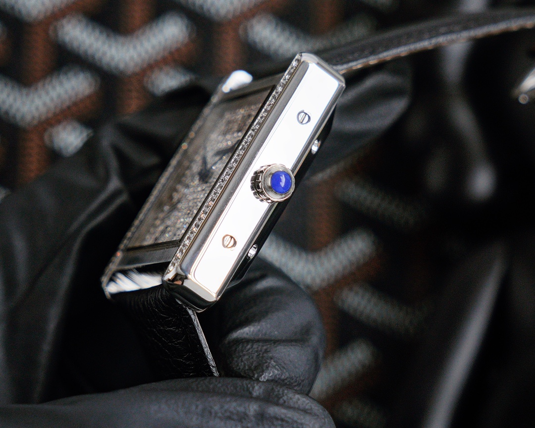 Cartier Tank Louis Cartier - Large Model, Mechanical - Steel Case