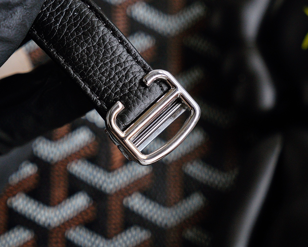 Cartier Tank Louis Cartier - Large Model, Mechanical - Steel Case