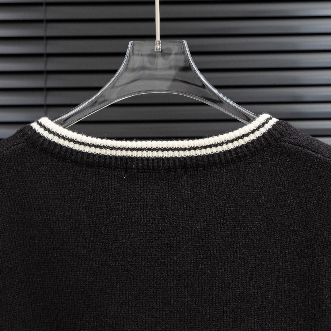 CELINE V-neck Knit Wool Ves