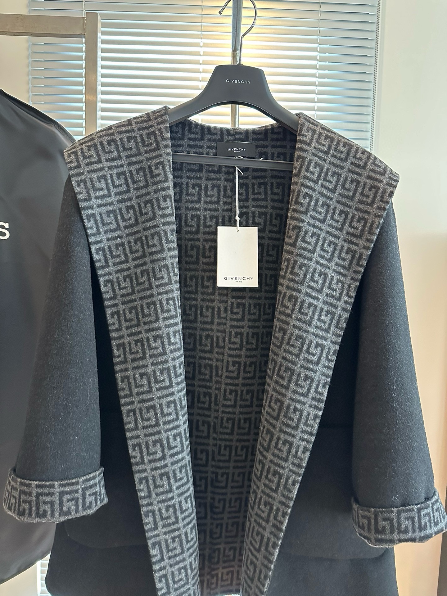 Givenchy high-end cashmere coat