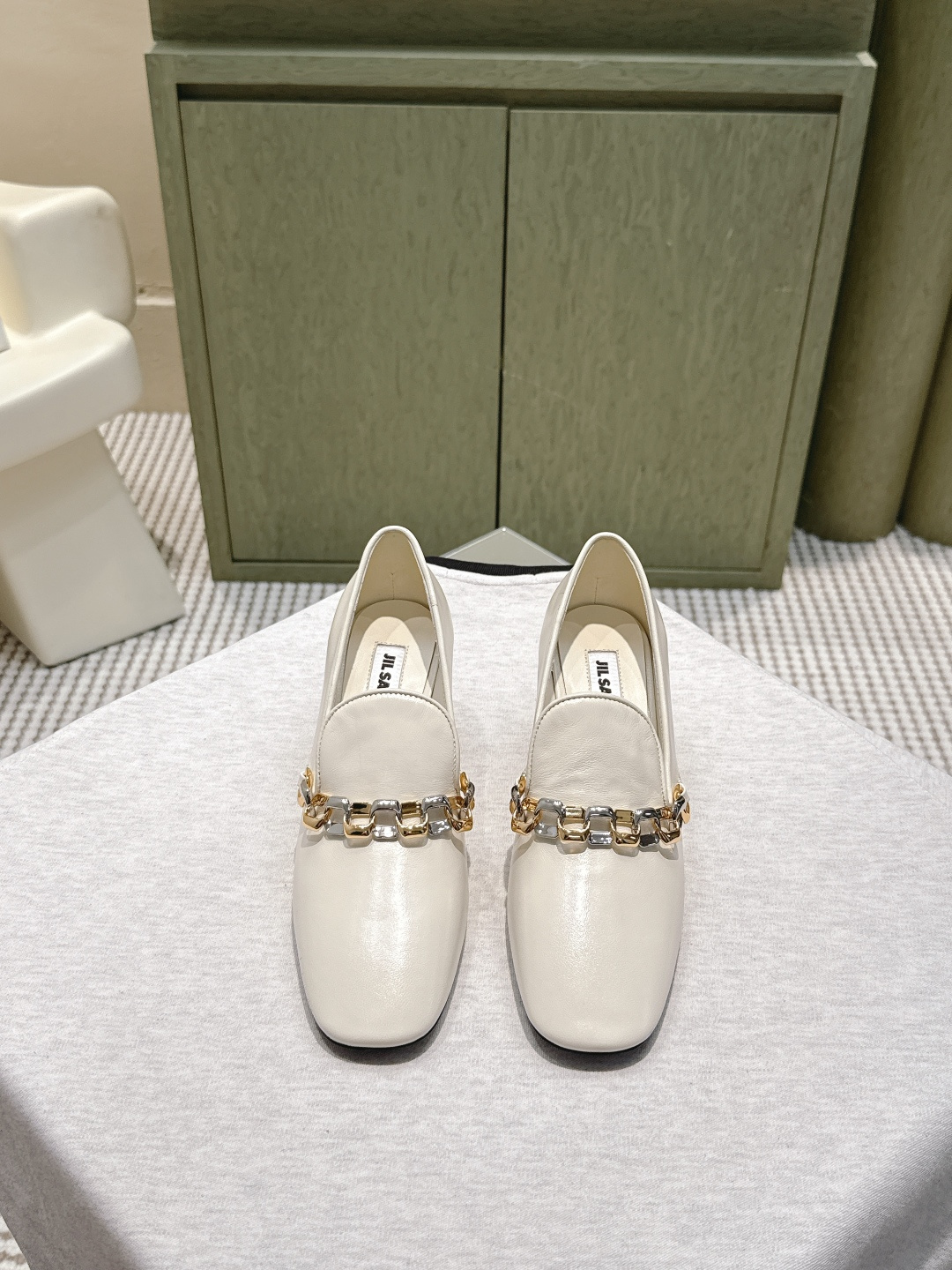 Givenchy JIL SANDER Two-Tone Chain-Decorated Square-Toe Leather Loafers