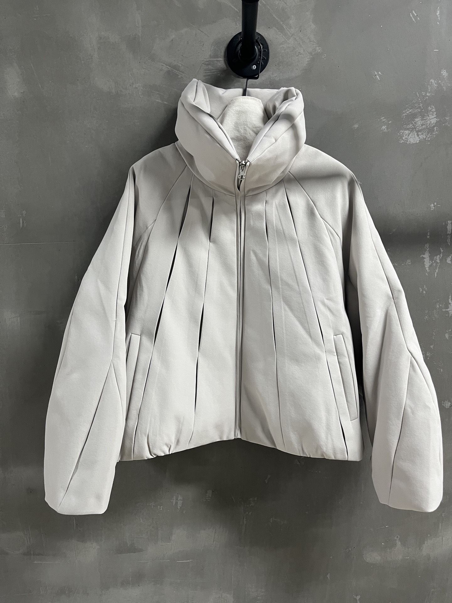 Miu Miu 2025 Fall/Winter New Arrival Versatile Down Jacket