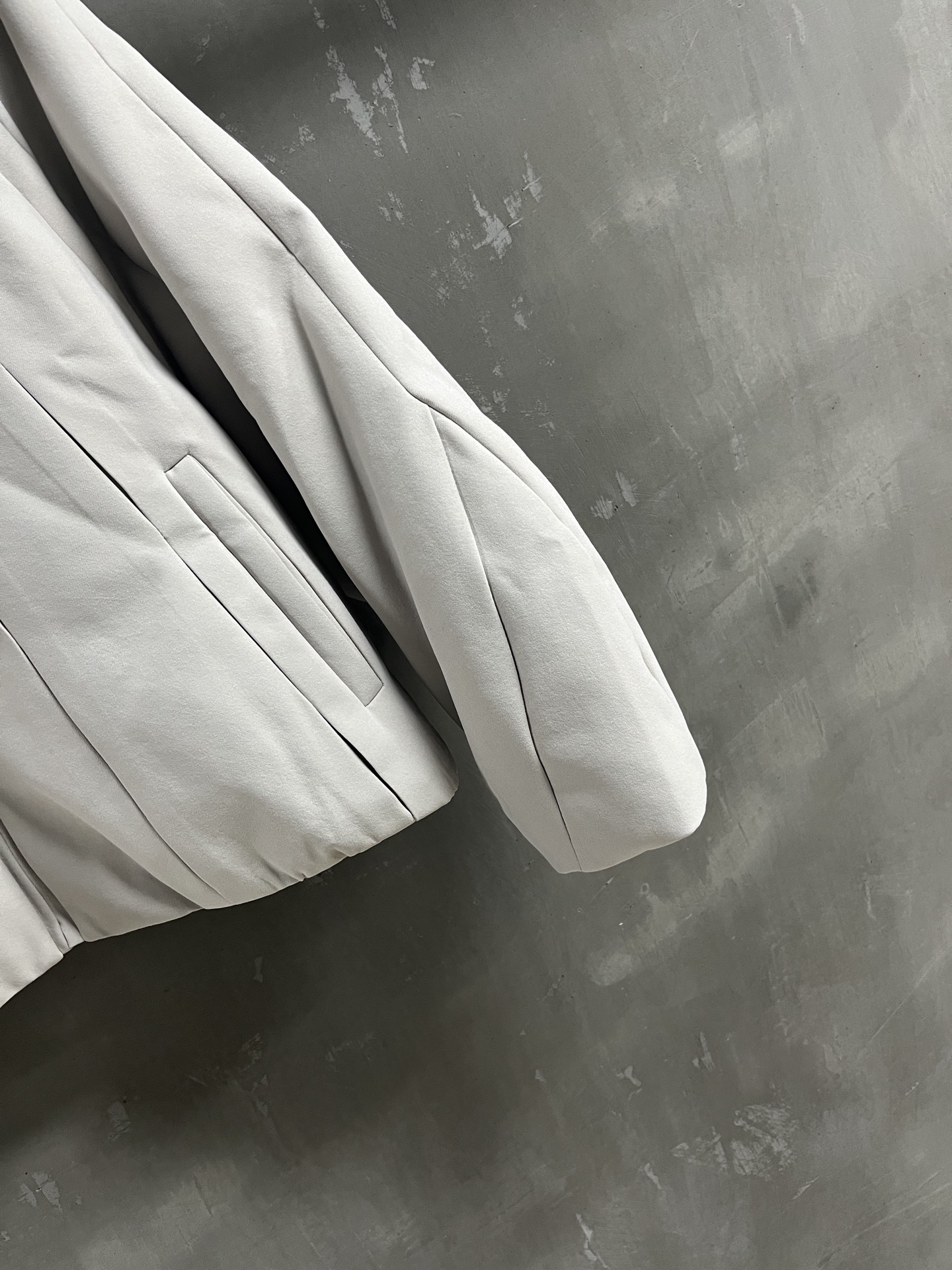 Miu Miu 2025 Fall/Winter New Arrival Versatile Down Jacket