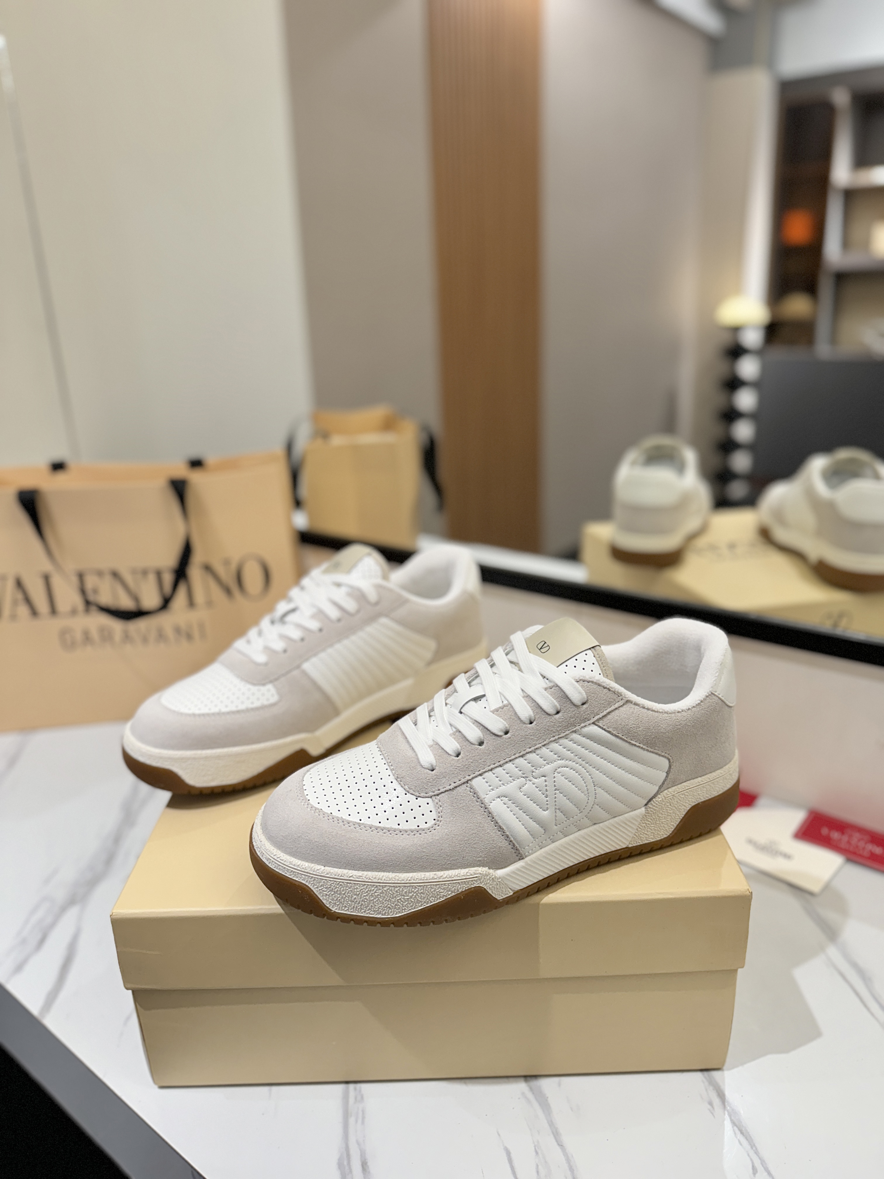 Valentino Garavani Sparry Trainer