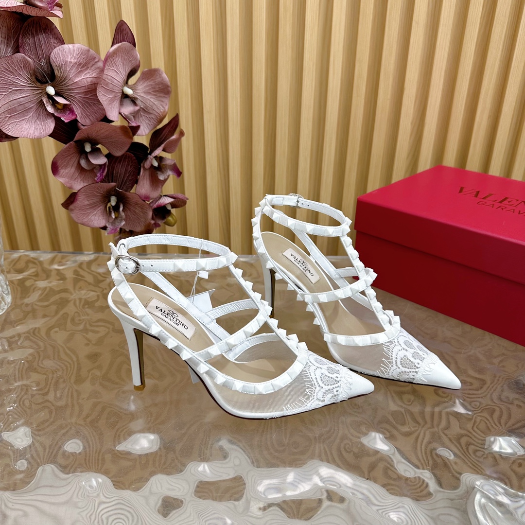 Valentino Garavani Rockstud Cage-Top Pumps