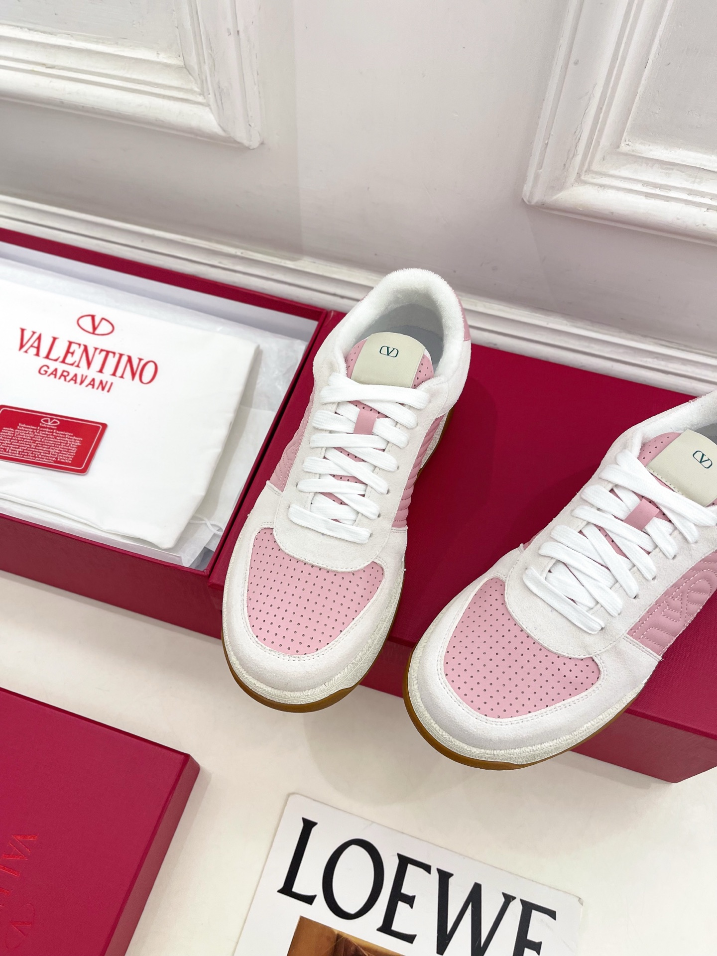 Valentino 2025 Couple Leather Sneakers