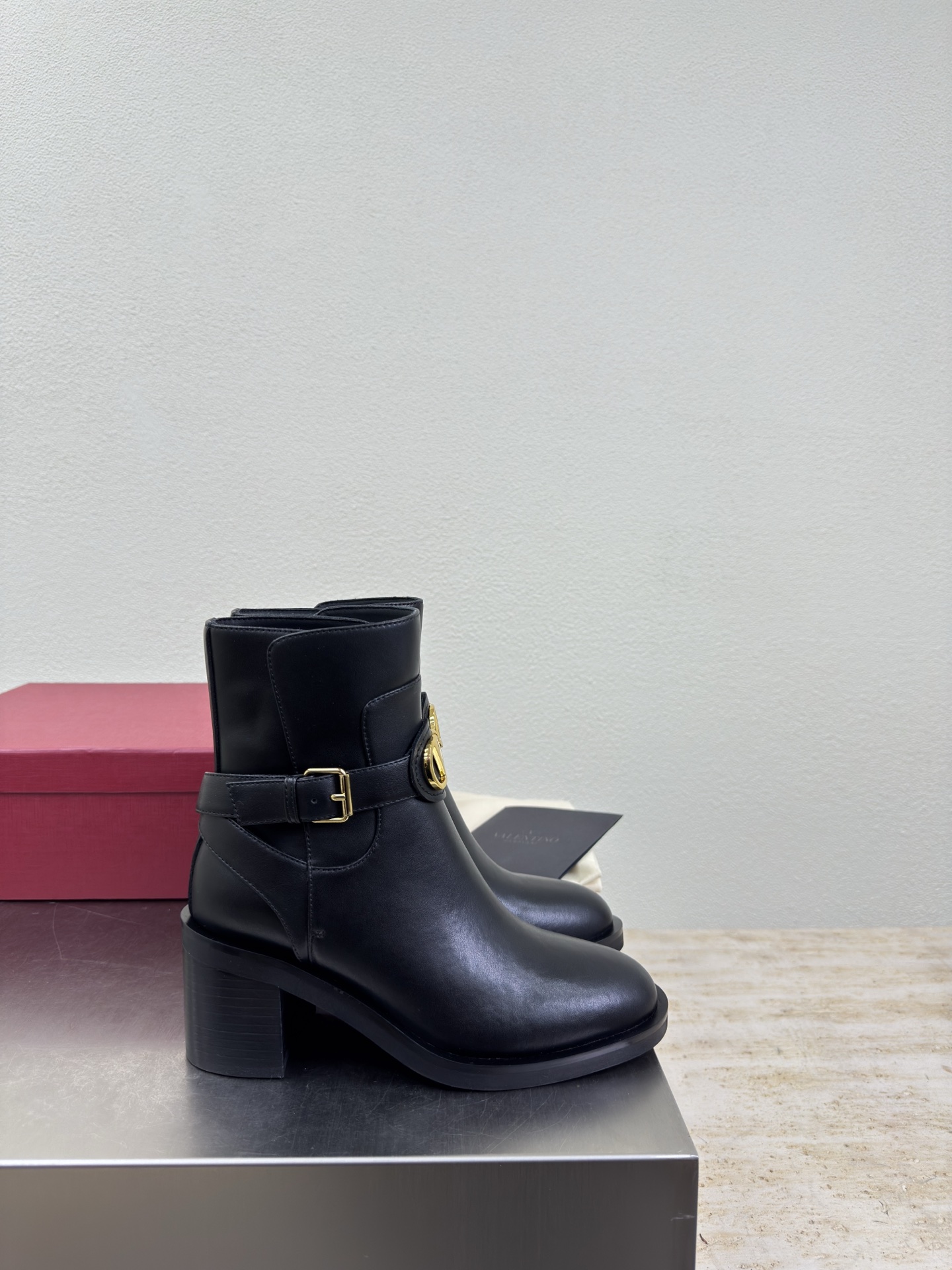 Valentino Garavani VLOGO SIGNATURE Calfskin Ankle Boot