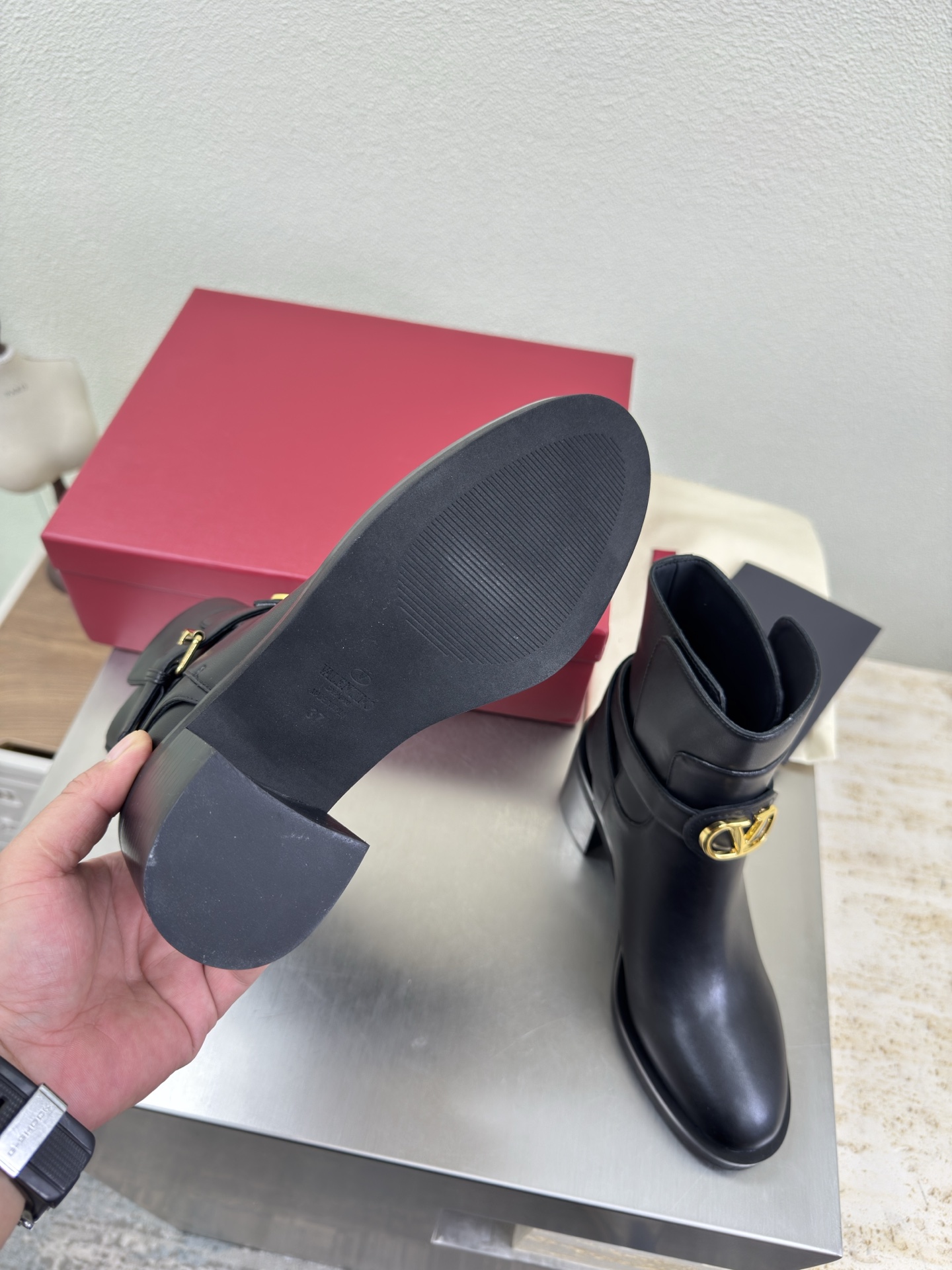 Valentino Garavani VLOGO SIGNATURE Calfskin Ankle Boot