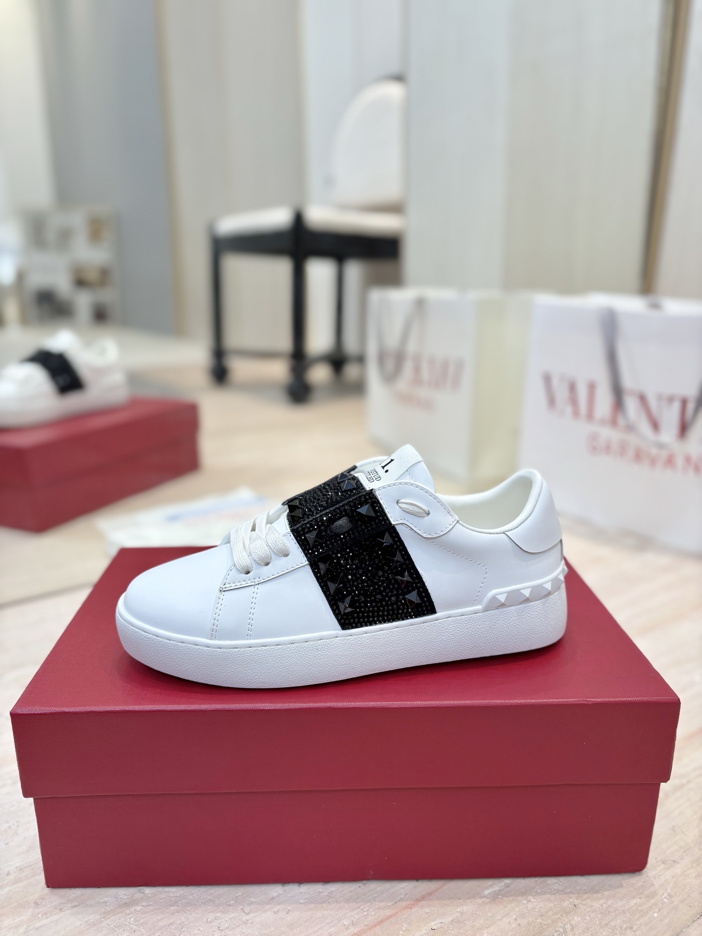 Valentino GARAVANI OPEN DISCO Studded Chunky-Sole Casual Sneakers