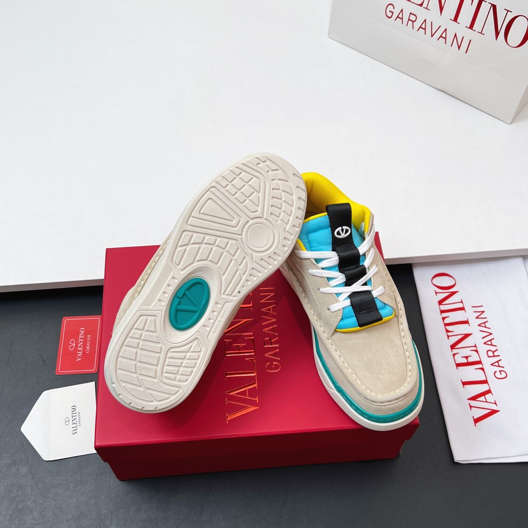 Valentino New Couple Mid-Top Sheepskin Sneakers