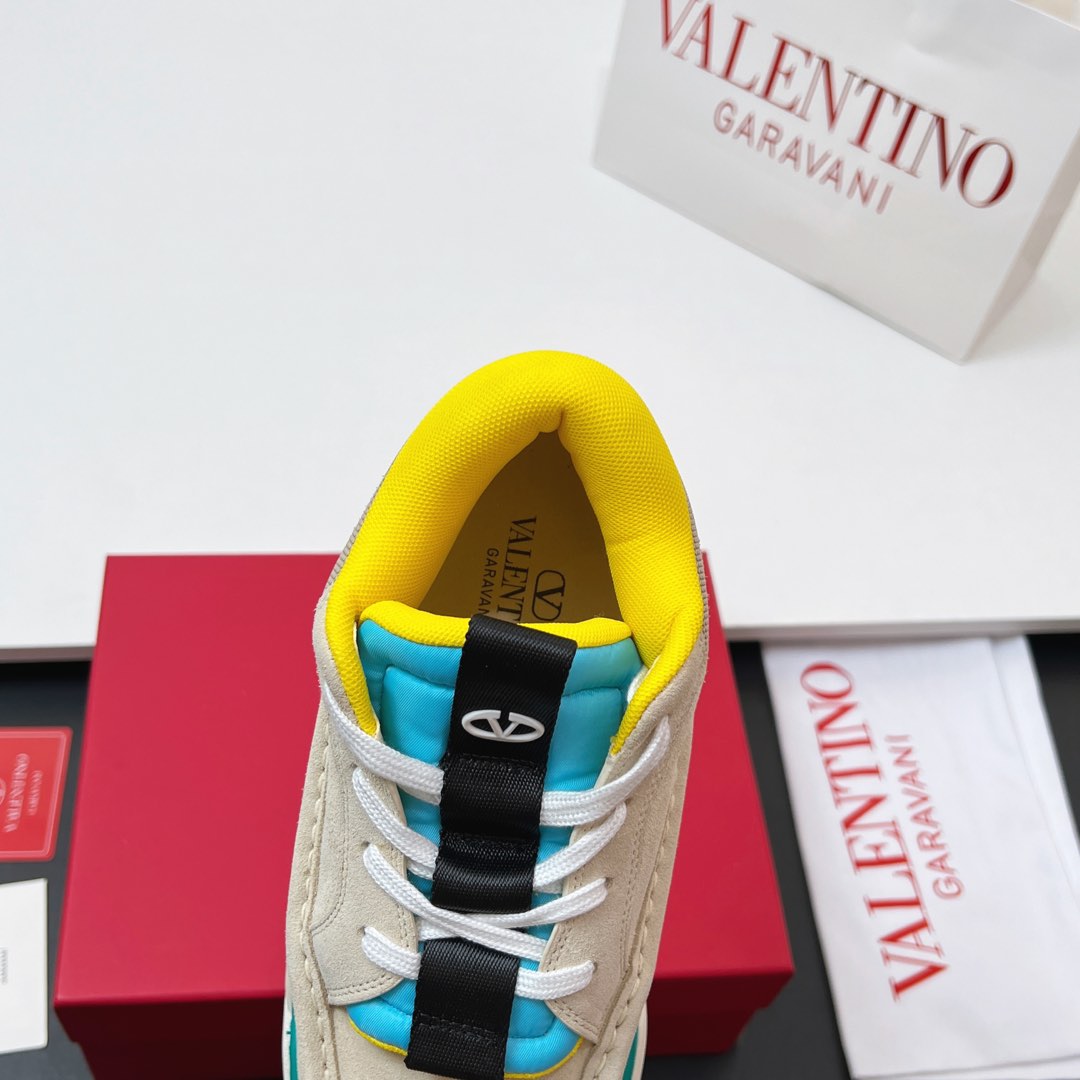 Valentino New Couple Mid-Top Sheepskin Sneakers