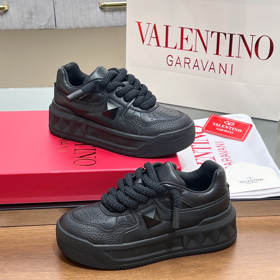 Valentino Garavani One Stud Platform Sneaker