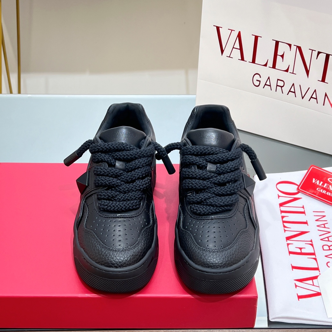Valentino Garavani One Stud Platform Sneaker