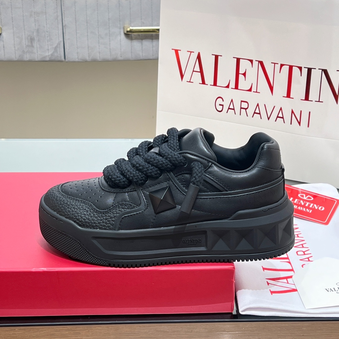 Valentino Garavani One Stud Platform Sneaker