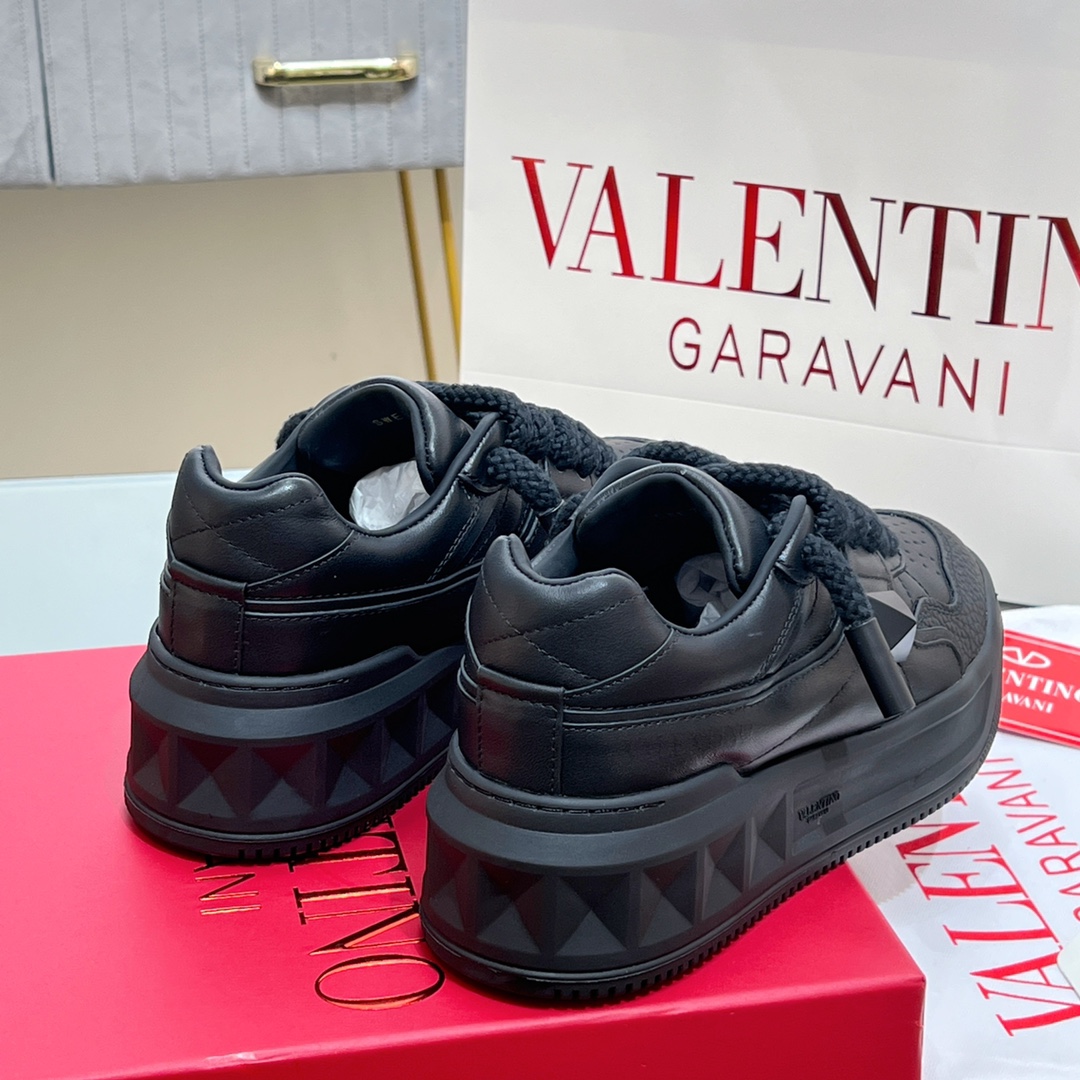 Valentino Garavani One Stud Platform Sneaker