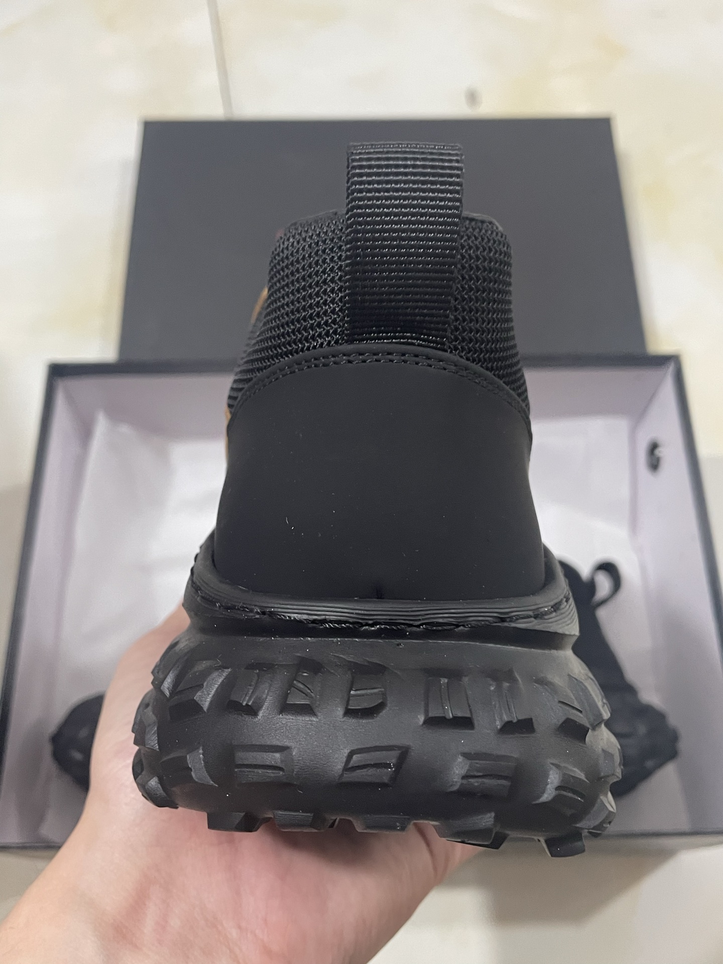 ECCO Retro Chunky Sole Outdoor Casual Shoes