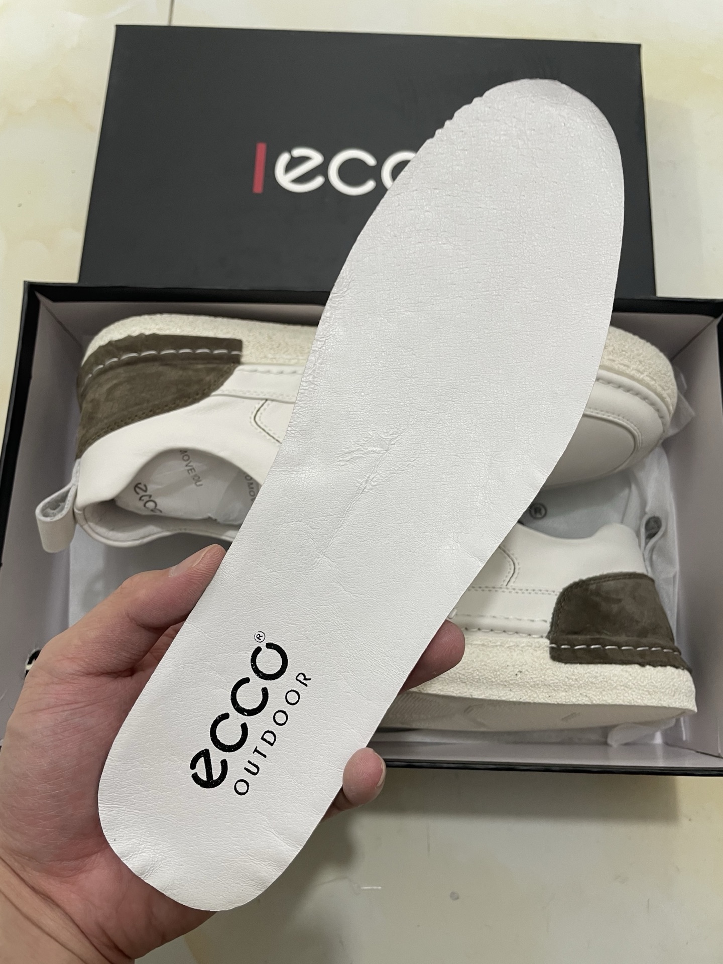 ECCO Soft Cool 7 Series Color-Blocked Casual Sneakers