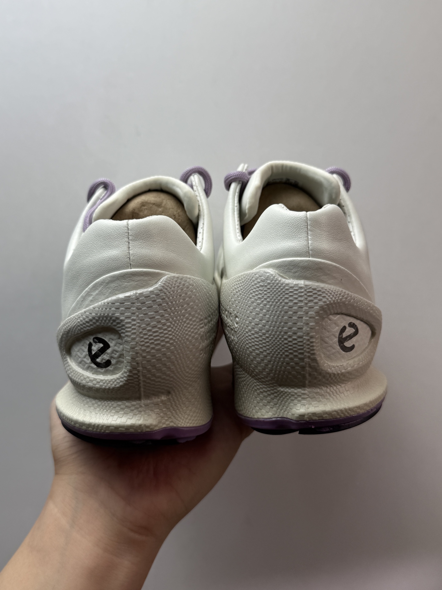 ECCO Genuine Leather Grid Upper Women's Casual Sneakers