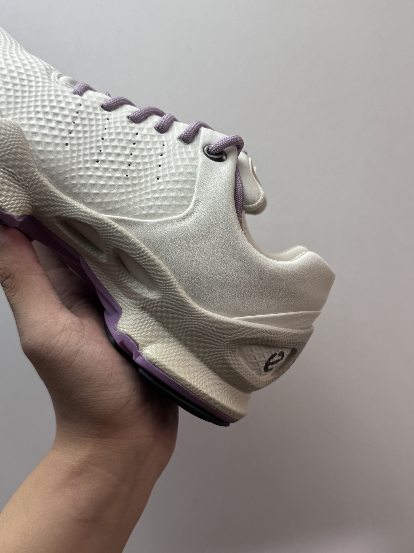 ECCO Genuine Leather Grid Upper Women's Casual Sneakers