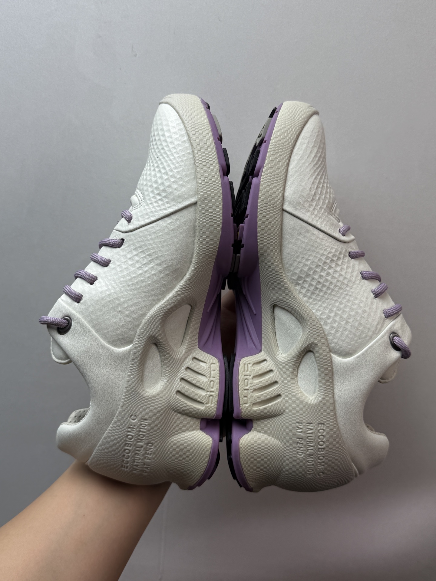 ECCO Genuine Leather Grid Upper Women's Casual Sneakers