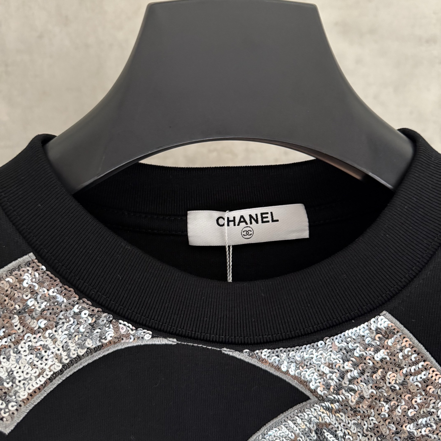 Chanel New Sequin Embroidered Heavyweight Long-Sleeve Sweatshirt T-Shirt